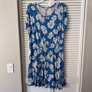 LOFT blue floral t-shirt dress